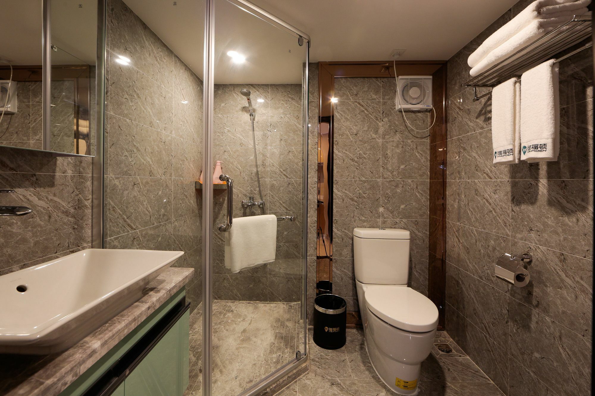 Waifiden Duplex Hotel Apartment Zhongyong Jinyu Branch-Free Shuttle Bus During The Canton Fair Exteriér fotografie