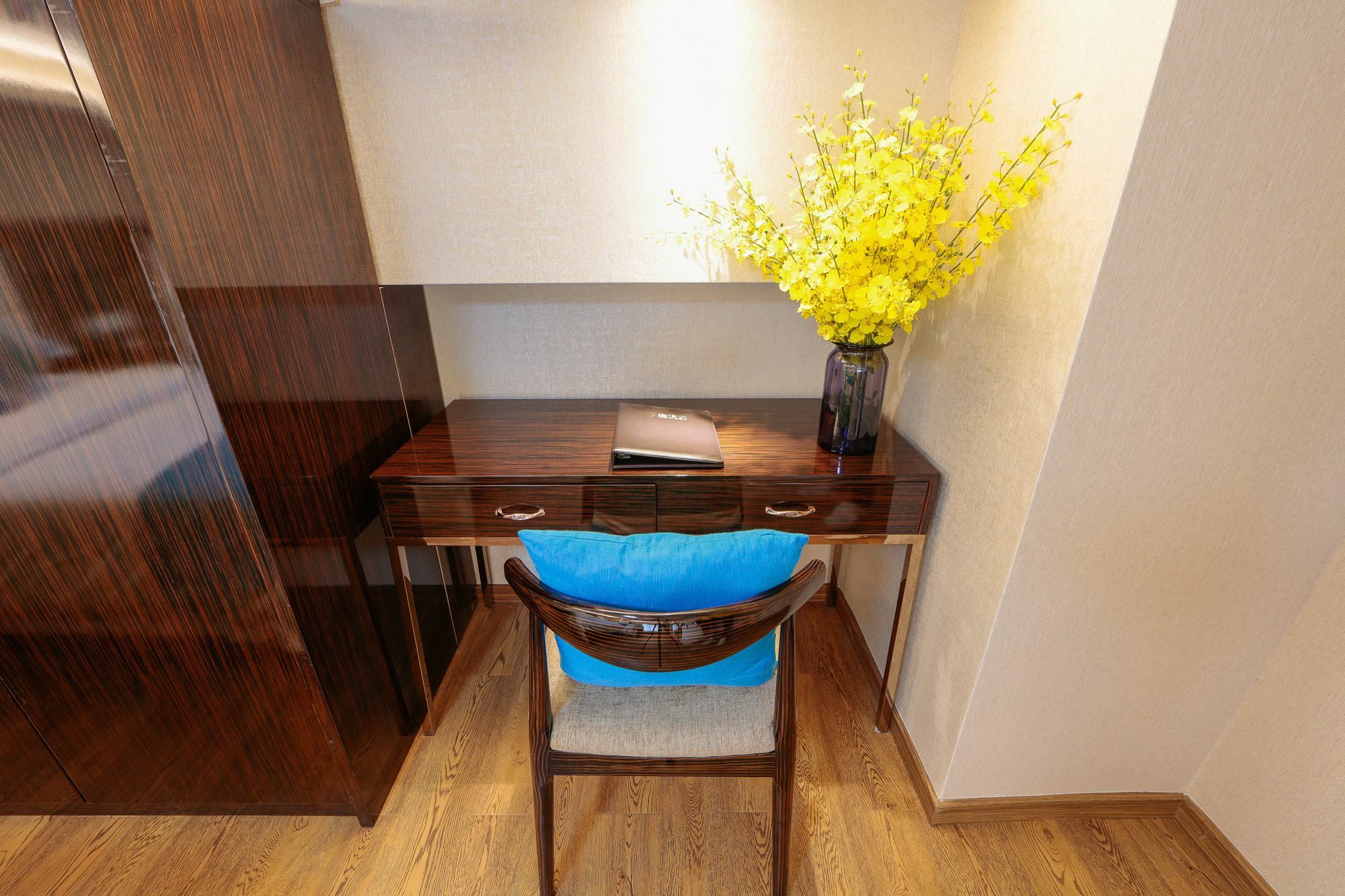 Waifiden Duplex Hotel Apartment Zhongyong Jinyu Branch-Free Shuttle Bus During The Canton Fair Exteriér fotografie